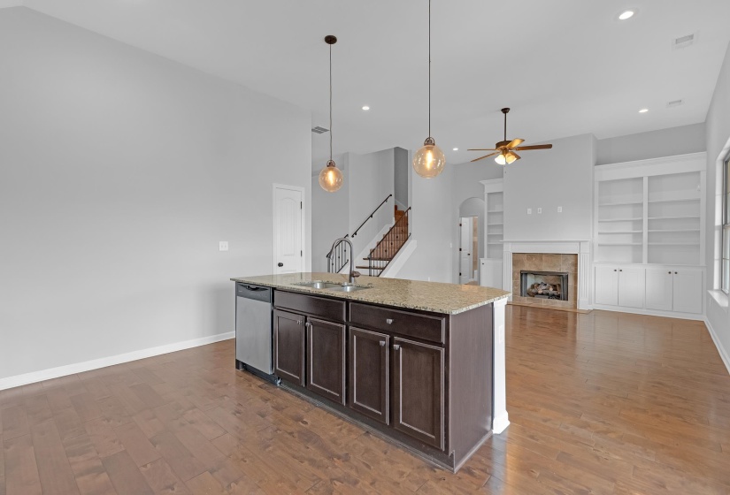 90 WILLOW SPRINGS LN, Oakland, Tennessee 38060, 3 Bedroom Bedrooms, 3 Room Rooms,2 BathroomBathrooms,Residential,For Sale,WILLOW SPRINGS,0,10225549
