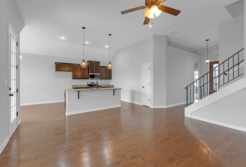 90 WILLOW SPRINGS LN, Oakland, Tennessee 38060, 3 Bedroom Bedrooms, 3 Room Rooms,2 BathroomBathrooms,Residential,For Sale,WILLOW SPRINGS,0,10225549