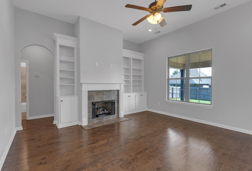 90 WILLOW SPRINGS LN, Oakland, Tennessee 38060, 3 Bedroom Bedrooms, 3 Room Rooms,2 BathroomBathrooms,Residential,For Sale,WILLOW SPRINGS,0,10225549