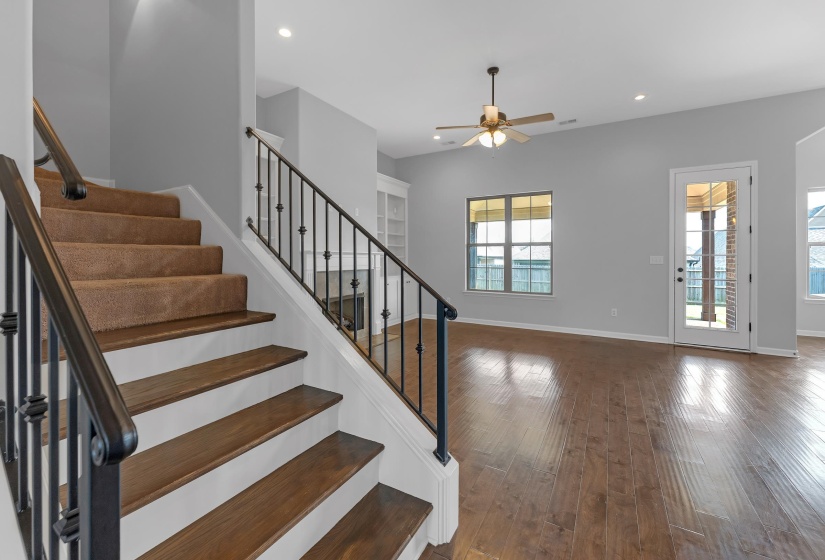 90 WILLOW SPRINGS LN, Oakland, Tennessee 38060, 3 Bedroom Bedrooms, 3 Room Rooms,2 BathroomBathrooms,Residential,For Sale,WILLOW SPRINGS,0,10225549
