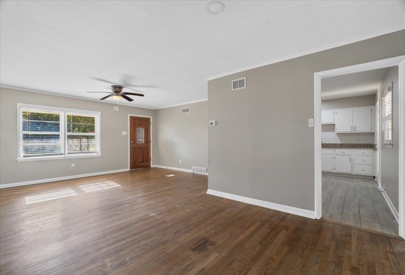 1692 CORNELIA DR, Memphis, Tennessee 38117, 3 Bedroom Bedrooms, 7 Room Rooms,2 BathroomBathrooms,Residential,For Sale,CORNELIA,0,10226920