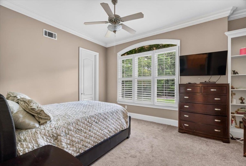 7800 CHAPEL RIDGE DR, Memphis, Tennessee 38016, 4 Bedroom Bedrooms, 10 Room Rooms,4.1 BathroomBathrooms,Residential,For Sale,CHAPEL RIDGE,0,10226560