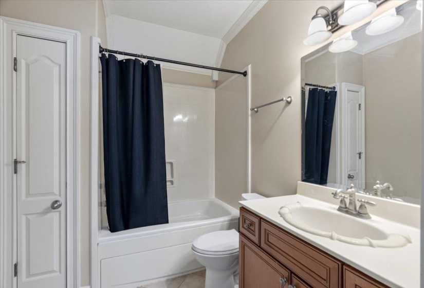 7800 CHAPEL RIDGE DR, Memphis, Tennessee 38016, 4 Bedroom Bedrooms, 10 Room Rooms,4.1 BathroomBathrooms,Residential,For Sale,CHAPEL RIDGE,0,10226560