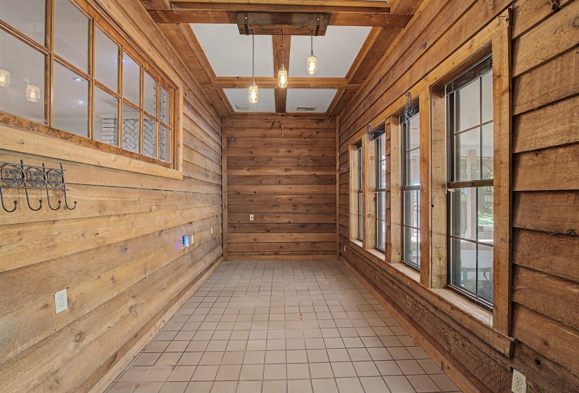 4703 OAK RD, Bartlett, Tennessee 38002, 3 Bedroom Bedrooms, 7 Room Rooms,2 BathroomBathrooms,Residential,For Sale,OAK,0,10226080