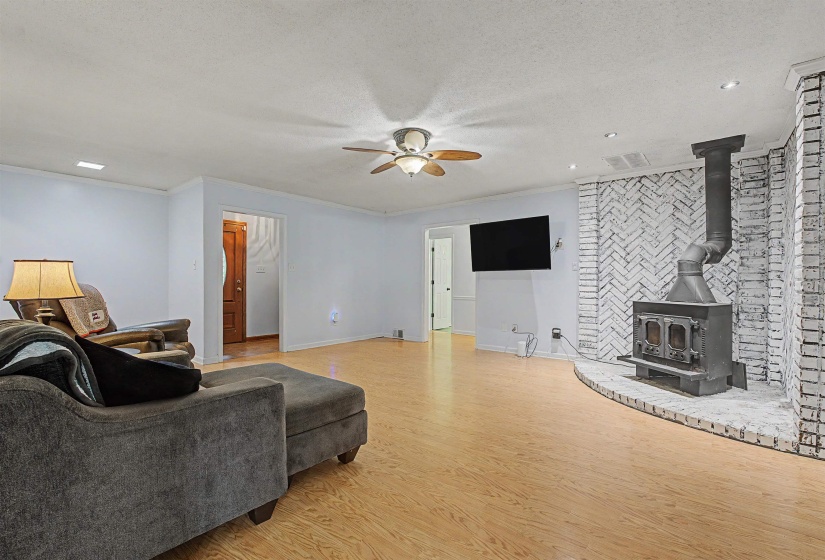 4703 OAK RD, Bartlett, Tennessee 38002, 3 Bedroom Bedrooms, 7 Room Rooms,2 BathroomBathrooms,Residential,For Sale,OAK,0,10226080