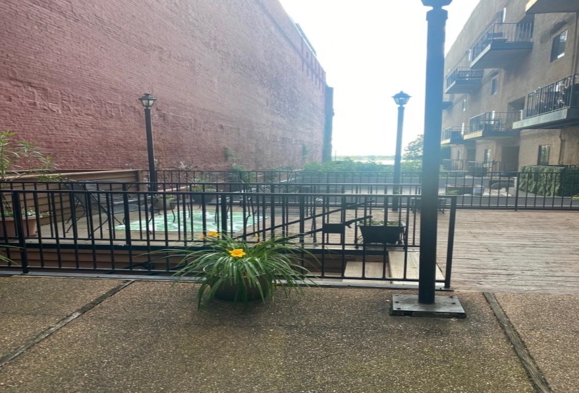 107 FRONT ST, Memphis, Tennessee 38103, 1 Bedroom Bedrooms, 1 Room Rooms,1 BathroomBathrooms,Residential,For Sale,FRONT,0,10227456