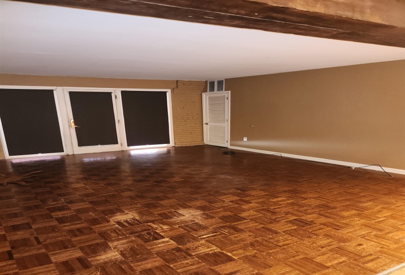 107 FRONT ST, Memphis, Tennessee 38103, 1 Bedroom Bedrooms, 1 Room Rooms,1 BathroomBathrooms,Residential,For Sale,FRONT,0,10227456