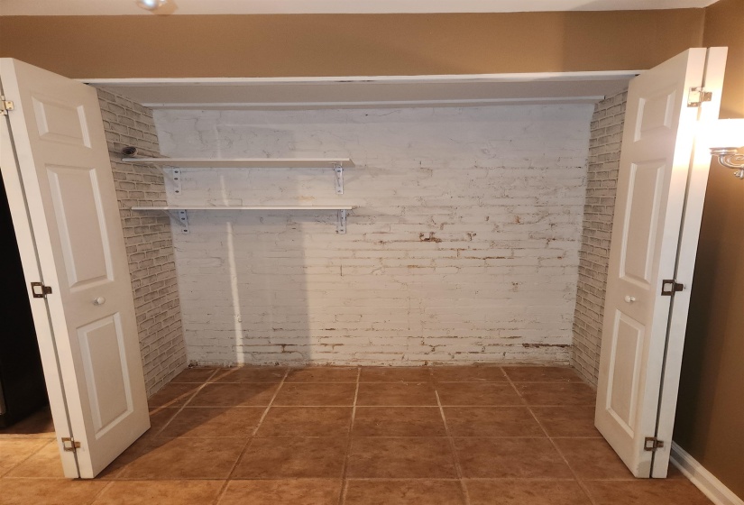 107 FRONT ST, Memphis, Tennessee 38103, 1 Bedroom Bedrooms, 1 Room Rooms,1 BathroomBathrooms,Residential,For Sale,FRONT,0,10227456