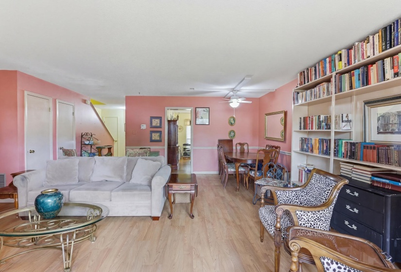 4014 GRAHAM OAKS CT, Memphis, Tennessee 38122, 3 Bedroom Bedrooms, 6 Room Rooms,2.1 BathroomBathrooms,Residential,For Sale,GRAHAM OAKS,0,10224032