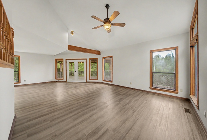 2380 DUNAWAY RD, Selmer, Tennessee 38375, 3 Bedroom Bedrooms, 3 Room Rooms,2 BathroomBathrooms,Residential,For Sale,DUNAWAY,0,10226055