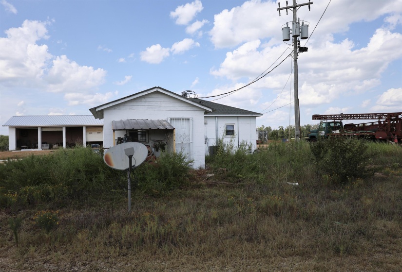 64 HWY, Crump, Tennessee 38327, 0 , 0 ,0,Commercial/industrial,For Sale,64,0,10228668