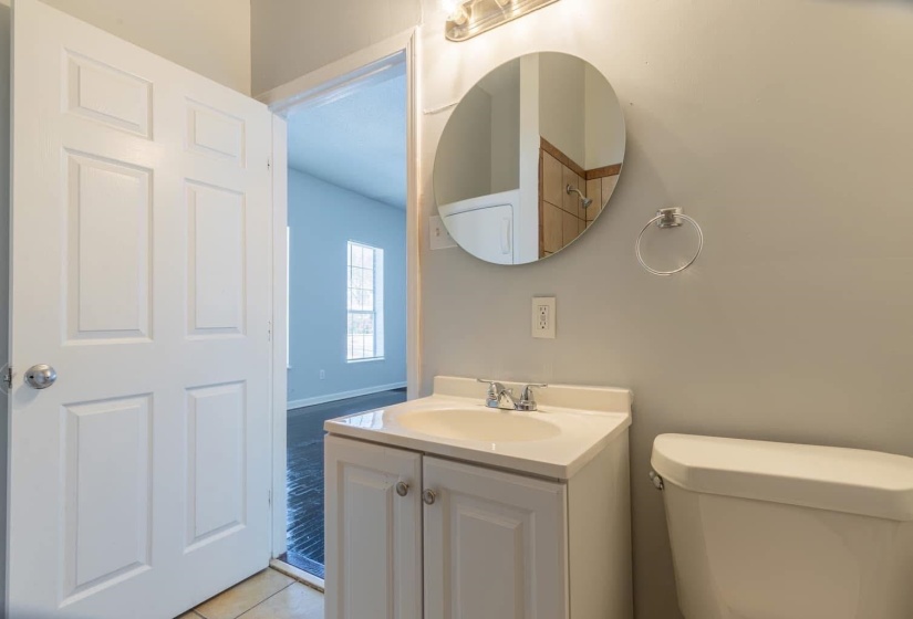 1517 COURT AVE, Memphis, Tennessee 38104, 3 Bedroom Bedrooms, 0 ,1 BathroomBathrooms,Duplexes,For Sale,COURT,0,10228595