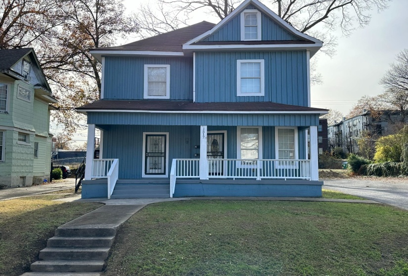 1517 COURT AVE, Memphis, Tennessee 38104, 3 Bedroom Bedrooms, 0 ,1 BathroomBathrooms,Duplexes,For Sale,COURT,0,10228595