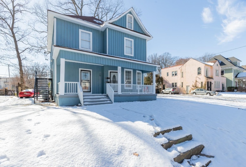 1517 COURT AVE, Memphis, Tennessee 38104, 3 Bedroom Bedrooms, 0 ,1 BathroomBathrooms,Duplexes,For Sale,COURT,0,10228595