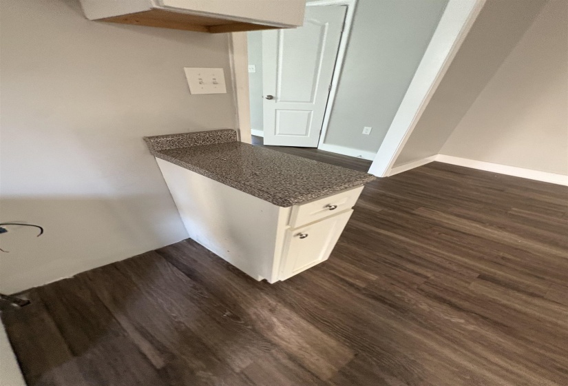 2412 VOLLINTINE AVE, Memphis, Tennessee 38108, 2 Bedroom Bedrooms, 0 ,1 BathroomBathrooms,Duplexes,For Sale,VOLLINTINE,0,10228625