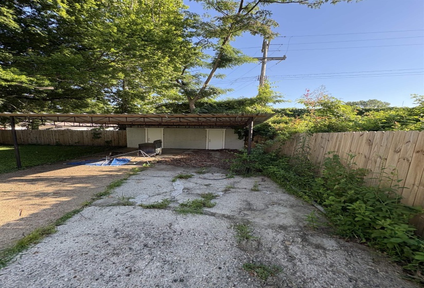 2412 VOLLINTINE AVE, Memphis, Tennessee 38108, 2 Bedroom Bedrooms, 0 ,1 BathroomBathrooms,Duplexes,For Sale,VOLLINTINE,0,10228625