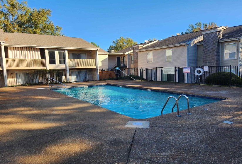 6680 WHISPERING OAK PL, Memphis, Tennessee 38120, 2 Bedroom Bedrooms, 4 Room Rooms,2 BathroomBathrooms,Rental Properties,For Sale,WHISPERING OAK,0,10228588