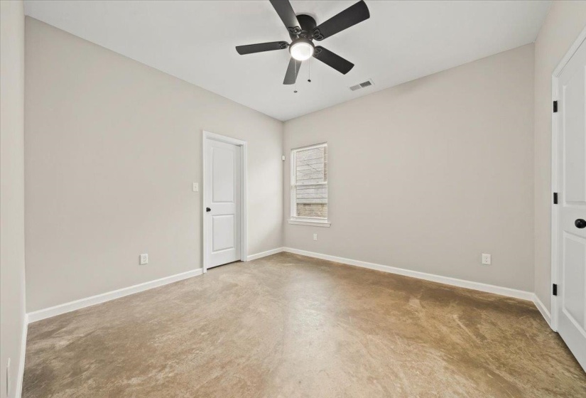 2895 YALE AVE, Memphis, Tennessee 38103, 4 Bedroom Bedrooms, 6 Room Rooms,2 BathroomBathrooms,Rental Properties,For Sale,YALE,0,10228613