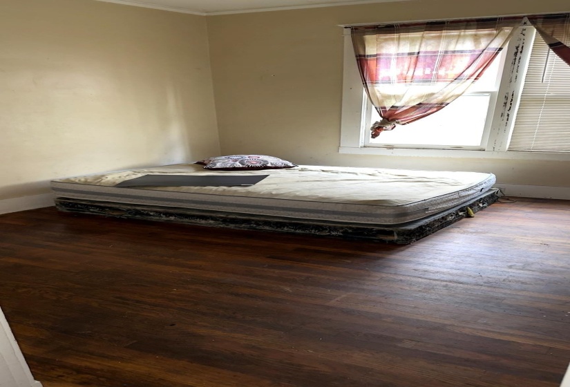 1551 WAVERLY AVE, Memphis, Tennessee 38106, 3 Bedroom Bedrooms, 3 Room Rooms,2 BathroomBathrooms,Residential,For Sale,WAVERLY,0,10226992