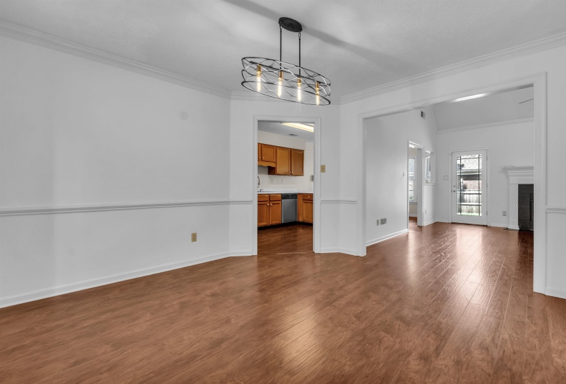 8596 MEADOW GREEN DR, Memphis, Tennessee 38016, 4 Bedroom Bedrooms, 8 Room Rooms,2.1 BathroomBathrooms,Residential,For Sale,MEADOW GREEN,0,10226028
