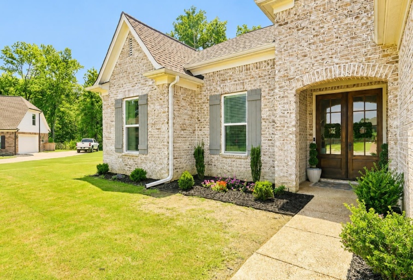 415 CHINKAPIN DR, Atoka, Tennessee 38004, 3 Bedroom Bedrooms, 6 Room Rooms,2.1 BathroomBathrooms,Residential,For Sale,CHINKAPIN,0,10226847