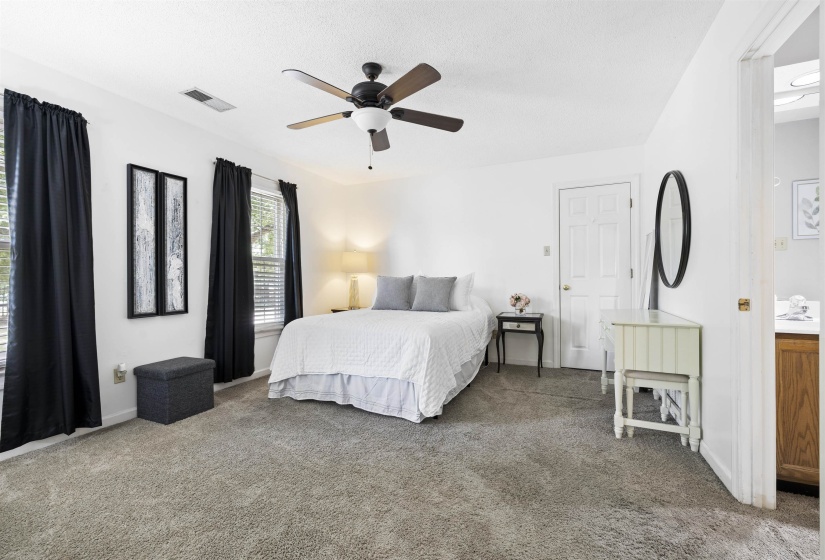 8890 RIVERWOOD FARMS PKY, Memphis, Tennessee 38016, 5 Bedroom Bedrooms, 9 Room Rooms,3.1 BathroomBathrooms,Residential,For Sale,RIVERWOOD FARMS,0,10223865