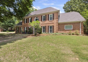 8890 RIVERWOOD FARMS PKY, Memphis, Tennessee 38016, 5 Bedroom Bedrooms, 9 Room Rooms,3.1 BathroomBathrooms,Residential,For Sale,RIVERWOOD FARMS,0,10223865 8890 RIVERWOOD FARMS PKY, Memphis, Tennessee 38016, 5 Bedroom Bedrooms, 9 Room Rooms,3.1 BathroomBathrooms,Residential,For Sale,RIVERWOOD FARMS,0,10223865