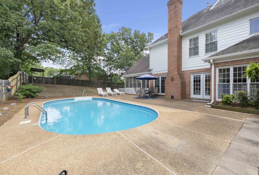 8890 RIVERWOOD FARMS PKY, Memphis, Tennessee 38016, 5 Bedroom Bedrooms, 9 Room Rooms,3.1 BathroomBathrooms,Residential,For Sale,RIVERWOOD FARMS,0,10223865