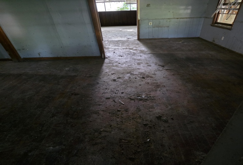 5246 LOCHINVAR DR, Memphis, Tennessee 38116, 3 Bedroom Bedrooms, 6 Room Rooms,1 BathroomBathrooms,Residential,For Sale,LOCHINVAR,0,10226531