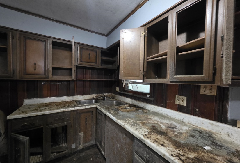 5246 LOCHINVAR DR, Memphis, Tennessee 38116, 3 Bedroom Bedrooms, 6 Room Rooms,1 BathroomBathrooms,Residential,For Sale,LOCHINVAR,0,10226531