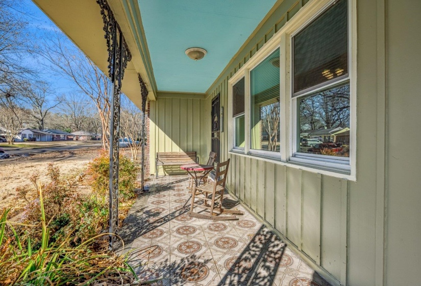 4490 GARNETT RD, Memphis, Tennessee 38117, 2 Bedroom Bedrooms, 5 Room Rooms,1 BathroomBathrooms,Residential,For Sale,GARNETT,0,10213539