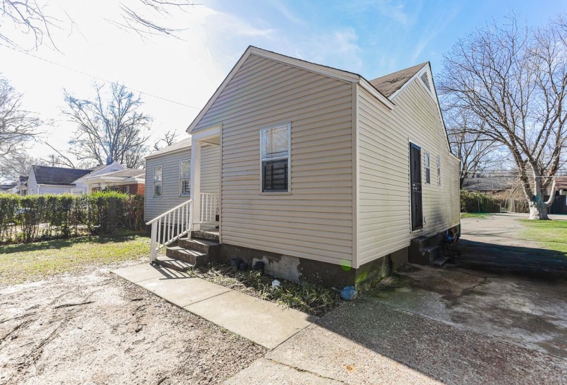 1023 PARKLAND RD, Memphis, Tennessee 38111, 2 Bedroom Bedrooms, 6 Room Rooms,1 BathroomBathrooms,Residential,For Sale,PARKLAND,0,10225104