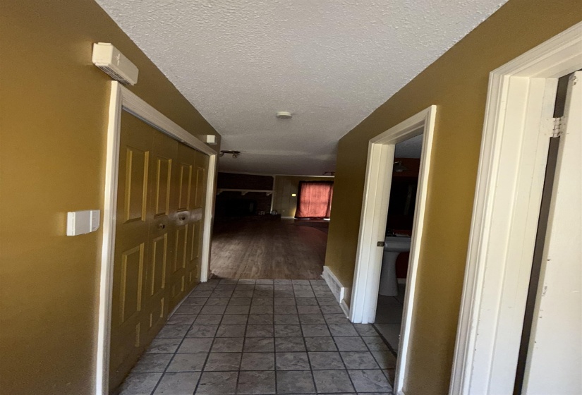 4797 MYRLEN DR, Memphis, Tennessee 38118, 3 Bedroom Bedrooms, 6 Room Rooms,2 BathroomBathrooms,Residential,For Sale,MYRLEN,0,10209258