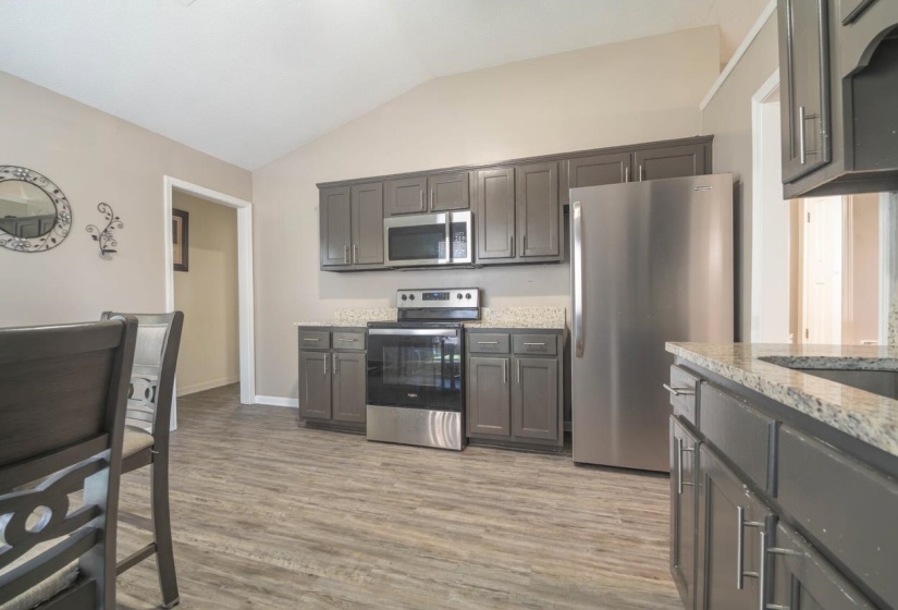 10241 COTTAGE OAKS CV, Memphis, Tennessee 38016, 3 Bedroom Bedrooms, 5 Room Rooms,2 BathroomBathrooms,Residential,For Sale,COTTAGE OAKS,0,10226833