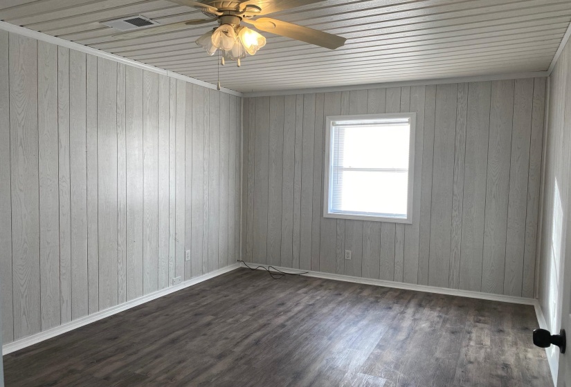 345 PAULINE DR, Adamsville, Tennessee 38310, 3 Bedroom Bedrooms, 7 Room Rooms,1.1 BathroomBathrooms,Residential,For Sale,PAULINE,0,10217615