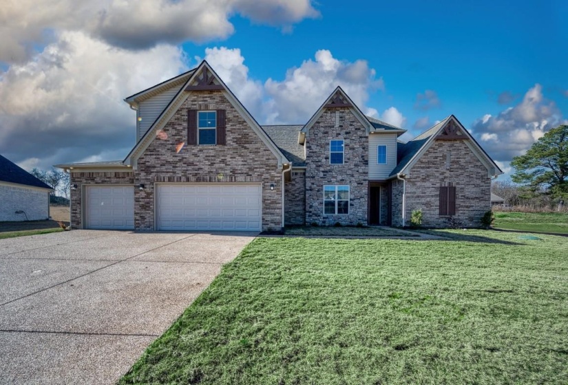 159 COMO LN, Atoka, Tennessee 38004, 4 Bedroom Bedrooms, 8 Room Rooms,3 BathroomBathrooms,Residential,For Sale,COMO,0,10210821