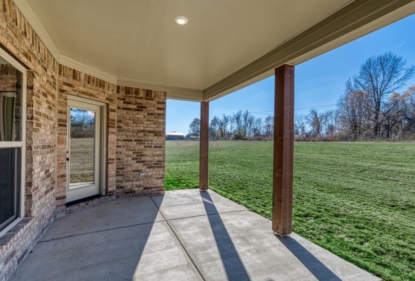 159 COMO LN, Atoka, Tennessee 38004, 4 Bedroom Bedrooms, 8 Room Rooms,3 BathroomBathrooms,Residential,For Sale,COMO,0,10210821