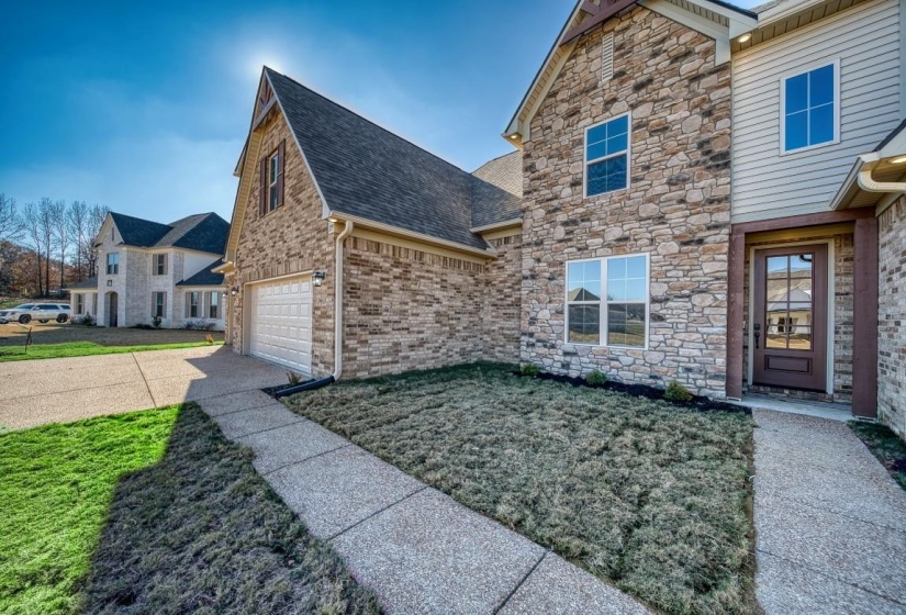 159 COMO LN, Atoka, Tennessee 38004, 4 Bedroom Bedrooms, 8 Room Rooms,3 BathroomBathrooms,Residential,For Sale,COMO,0,10210821