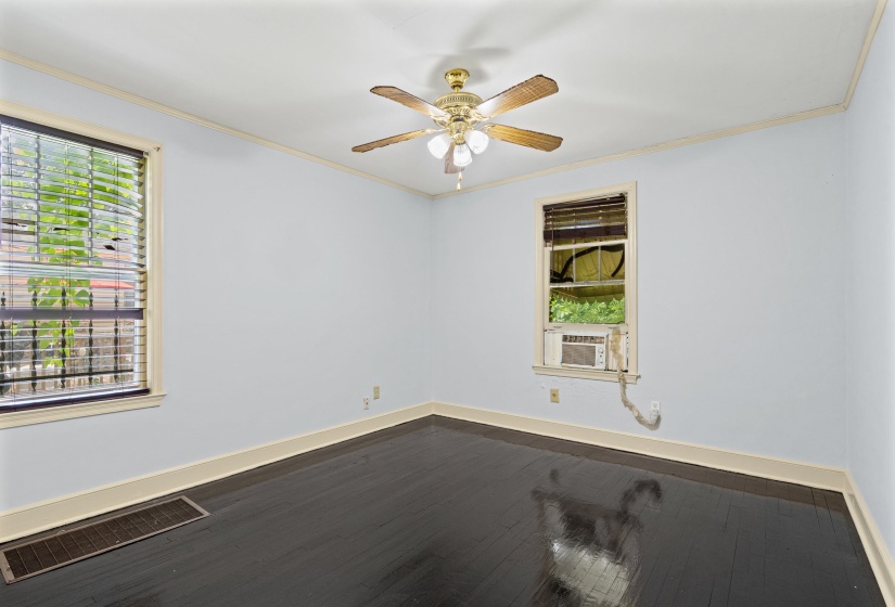 777 PRESCOTT ST, Memphis, Tennessee 38111, 3 Bedroom Bedrooms, 6 Room Rooms,2 BathroomBathrooms,Residential,For Sale,PRESCOTT,0,10226262