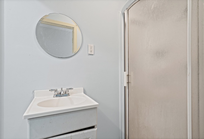 777 PRESCOTT ST, Memphis, Tennessee 38111, 3 Bedroom Bedrooms, 6 Room Rooms,2 BathroomBathrooms,Residential,For Sale,PRESCOTT,0,10226262