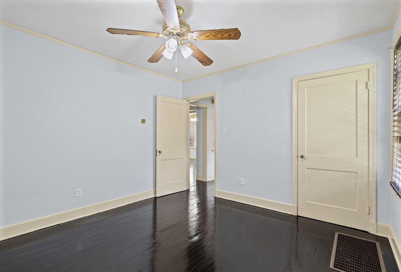 777 PRESCOTT ST, Memphis, Tennessee 38111, 3 Bedroom Bedrooms, 6 Room Rooms,2 BathroomBathrooms,Residential,For Sale,PRESCOTT,0,10226262
