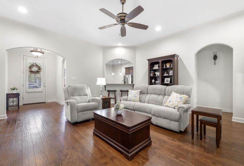 195 CHEROKEE CIR, Oakland, Tennessee 38060, 4 Bedroom Bedrooms, 6 Room Rooms,3 BathroomBathrooms,Residential,For Sale,CHEROKEE,0,10224625