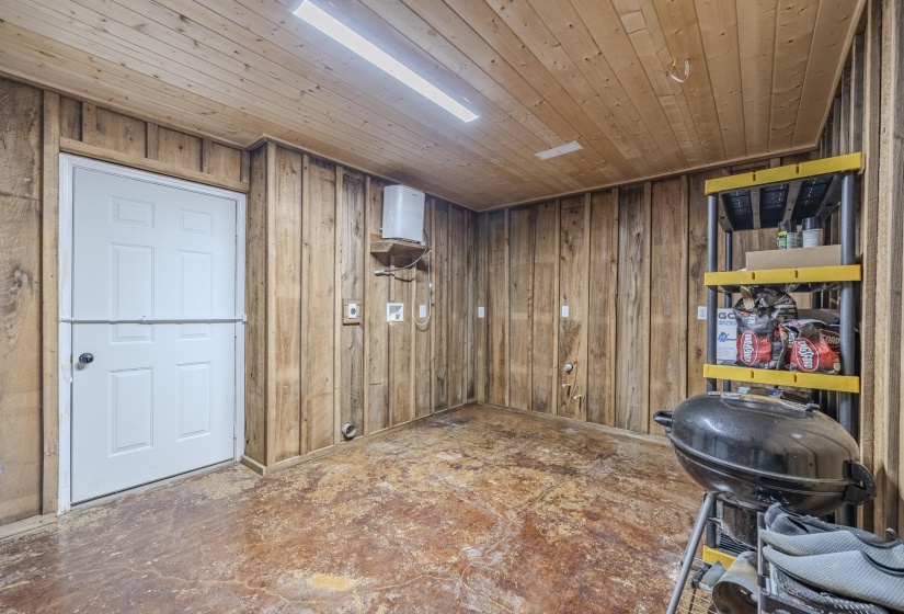 965 ARNOLD LN, Savannah, Tennessee 38372, 2 Bedroom Bedrooms, 9 Room Rooms,2 BathroomBathrooms,Residential,For Sale,ARNOLD,0,10226699