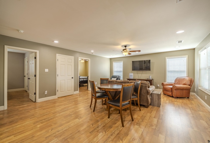 965 ARNOLD LN, Savannah, Tennessee 38372, 2 Bedroom Bedrooms, 9 Room Rooms,2 BathroomBathrooms,Residential,For Sale,ARNOLD,0,10226699