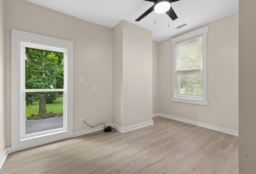 2025 CENTRAL AVE, Memphis, Tennessee 38104, 5 Bedroom Bedrooms, 10 Room Rooms,3.1 BathroomBathrooms,Residential,For Sale,CENTRAL,0,10224951