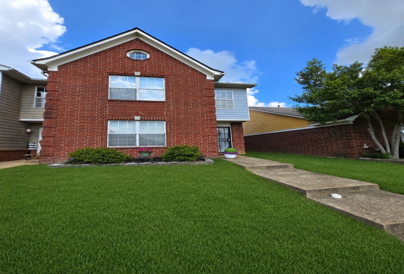 7439 PERRIN LN, Horn Lake, Mississippi 38637-1347, 3 Bedroom Bedrooms, 7 Room Rooms,3 BathroomBathrooms,Residential,For Sale,PERRIN,0,10226772