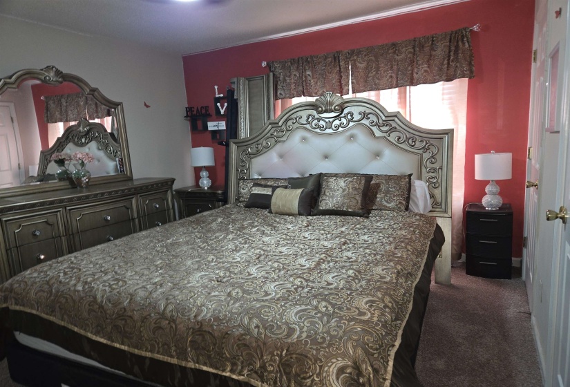 7439 PERRIN LN, Horn Lake, Mississippi 38637-1347, 3 Bedroom Bedrooms, 7 Room Rooms,3 BathroomBathrooms,Residential,For Sale,PERRIN,0,10226772