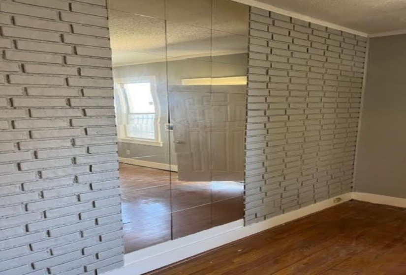 2421 ARLINGTON AVE, Memphis, Tennessee 38114, 4 Bedroom Bedrooms, 8 Room Rooms,2 BathroomBathrooms,Residential,For Sale,ARLINGTON,0,10187681