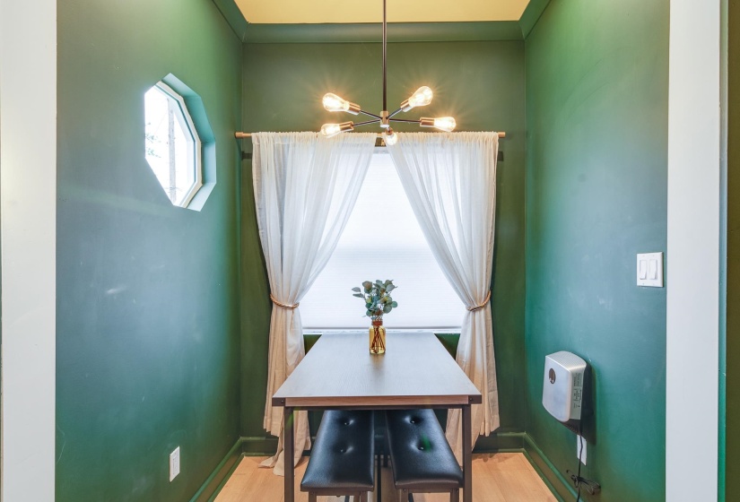 843 LANE AVE, Memphis, Tennessee 38105, 2 Bedroom Bedrooms, 4 Room Rooms,2 BathroomBathrooms,Residential,For Sale,LANE,0,10226593
