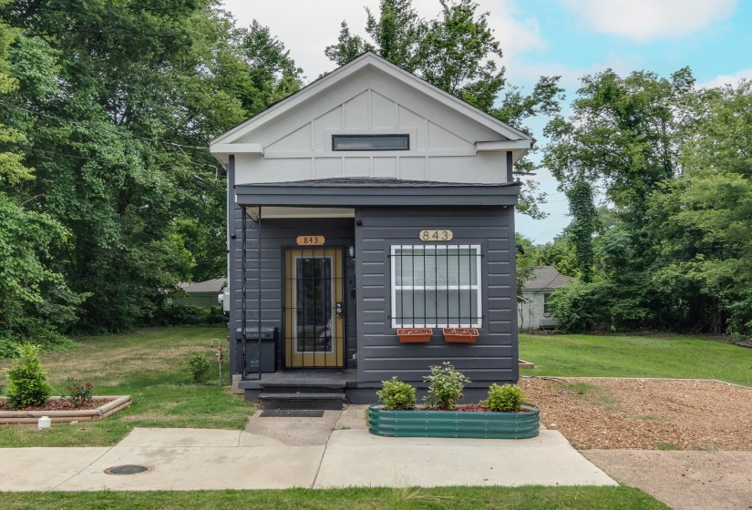 843 LANE AVE, Memphis, Tennessee 38105, 2 Bedroom Bedrooms, 4 Room Rooms,2 BathroomBathrooms,Residential,For Sale,LANE,0,10226593